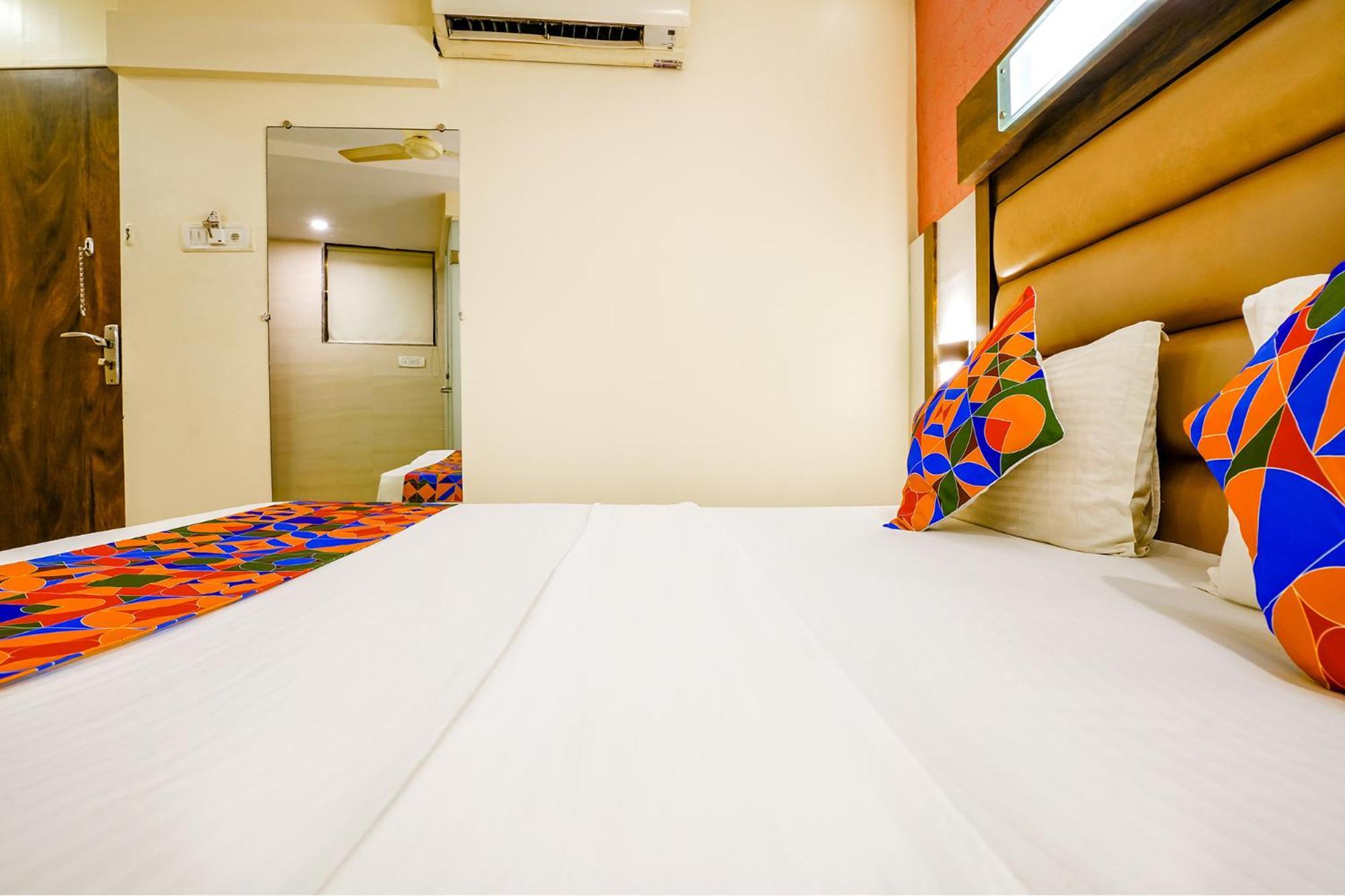 Hotel Naivedhya By Kwality Inn Thane Luaran gambar