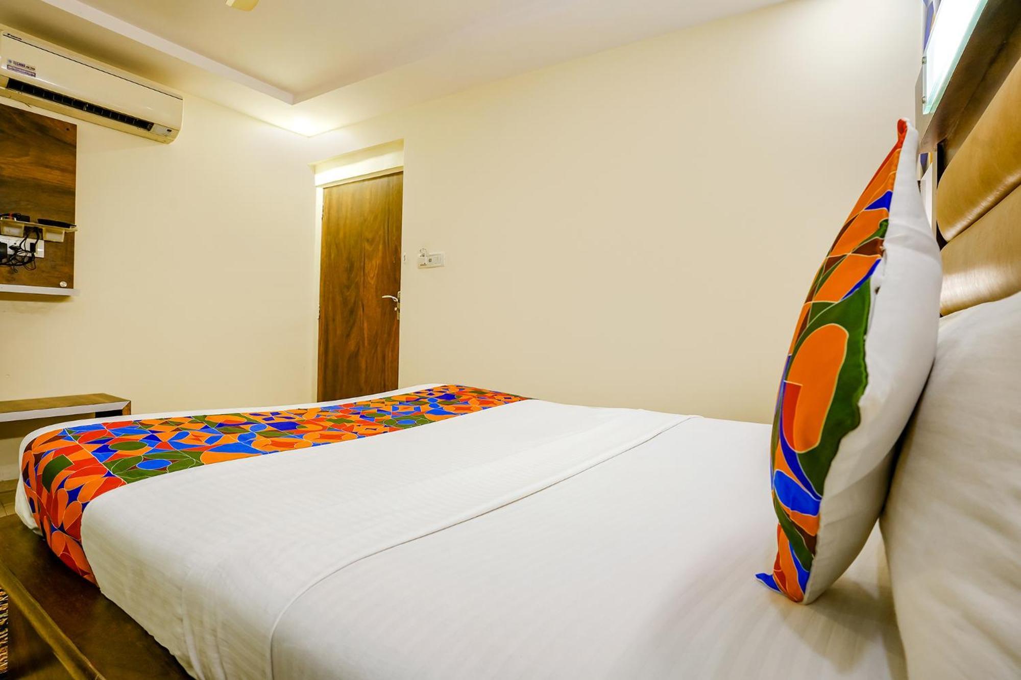 Hotel Naivedhya By Kwality Inn Thane Luaran gambar